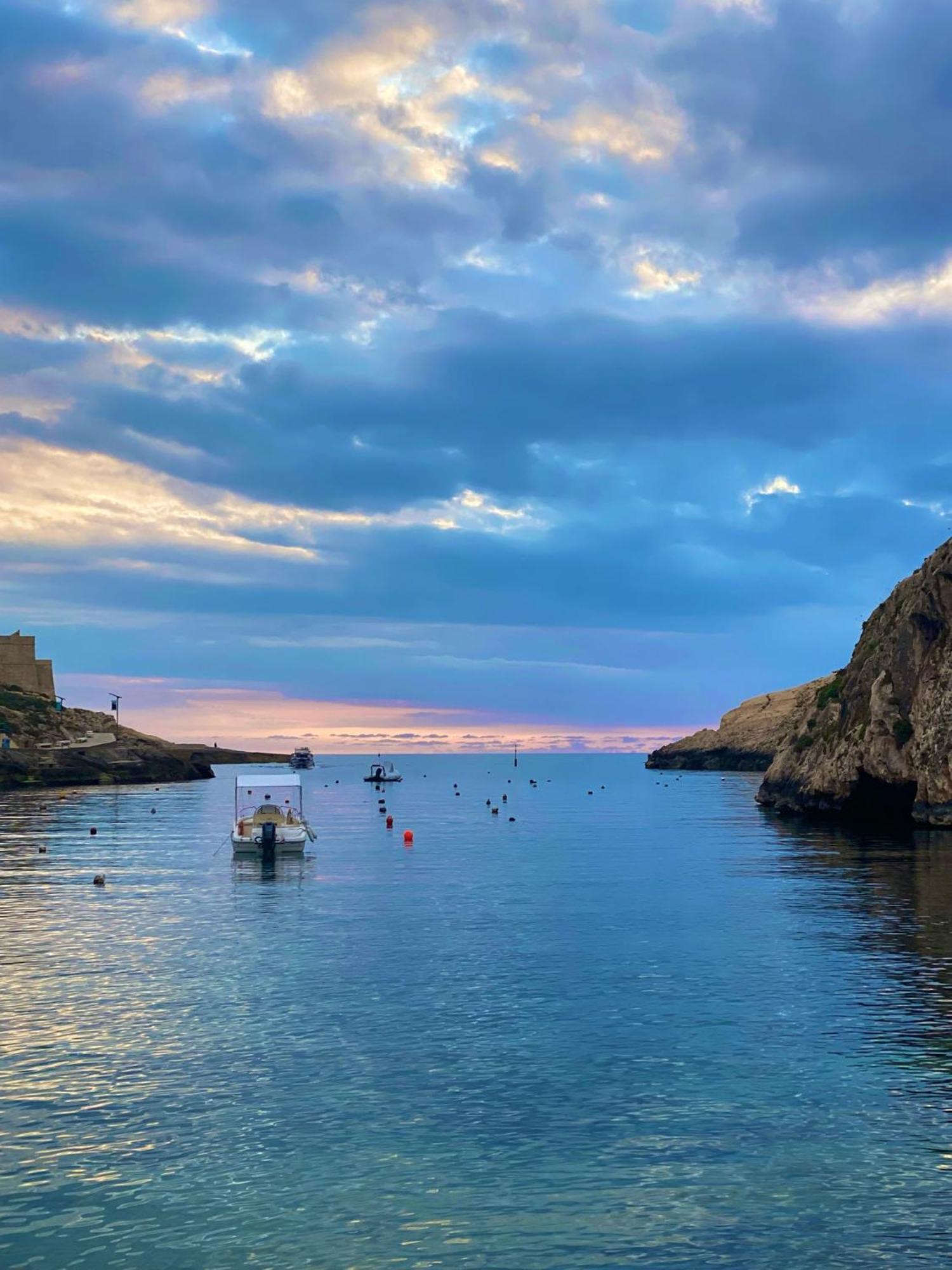 Best Of Xlendi Seafront Apartments Luaran gambar